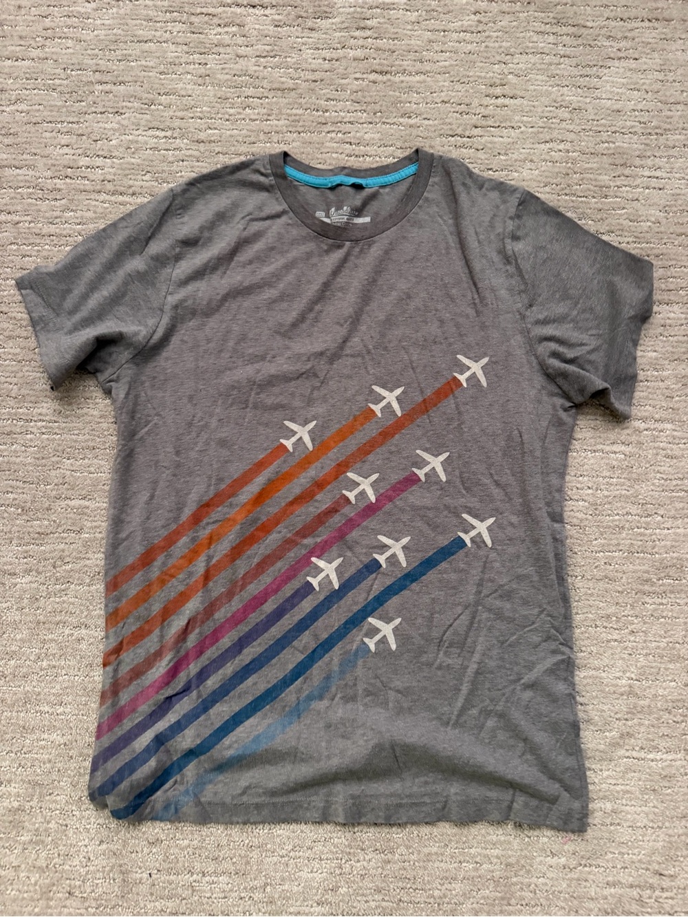 Threadless Gray Graphic Plane-Stripe Men's T-Shirt Medium